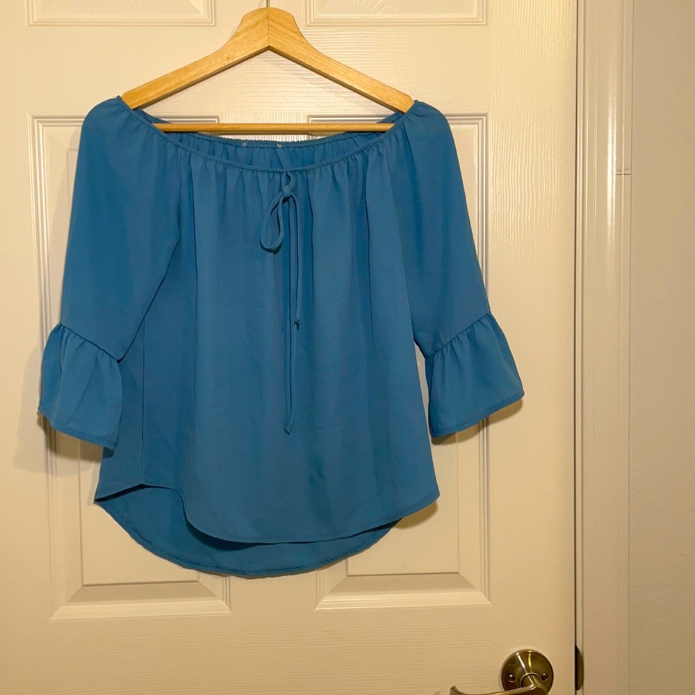 Long sleeve shirt, light blue shirt, formal wear